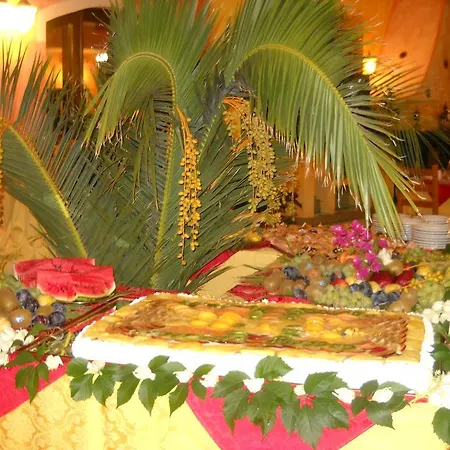 Hotel Le Quattro Lune 3*
