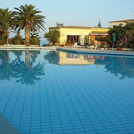 Le Quattro Lune Hotel Orosei
